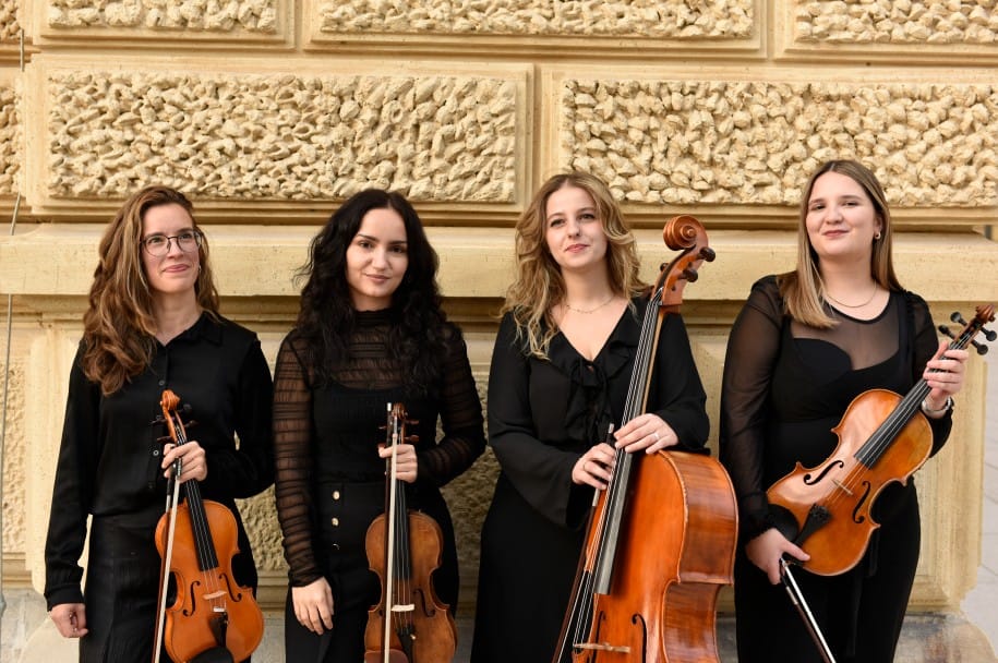 So,03.05, 15:00 Uhr, Waldarena: Apricity String Quartet