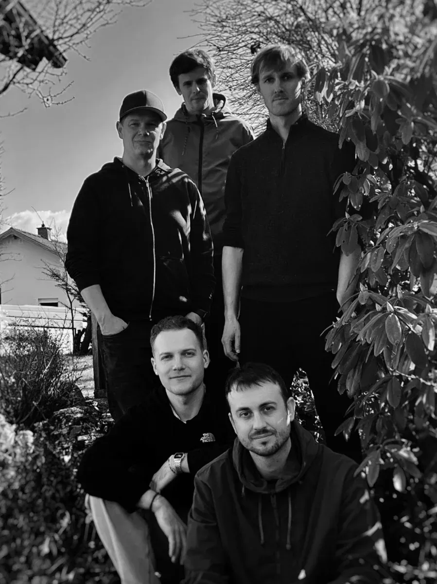 Foto der Band „LUCID LINES“
