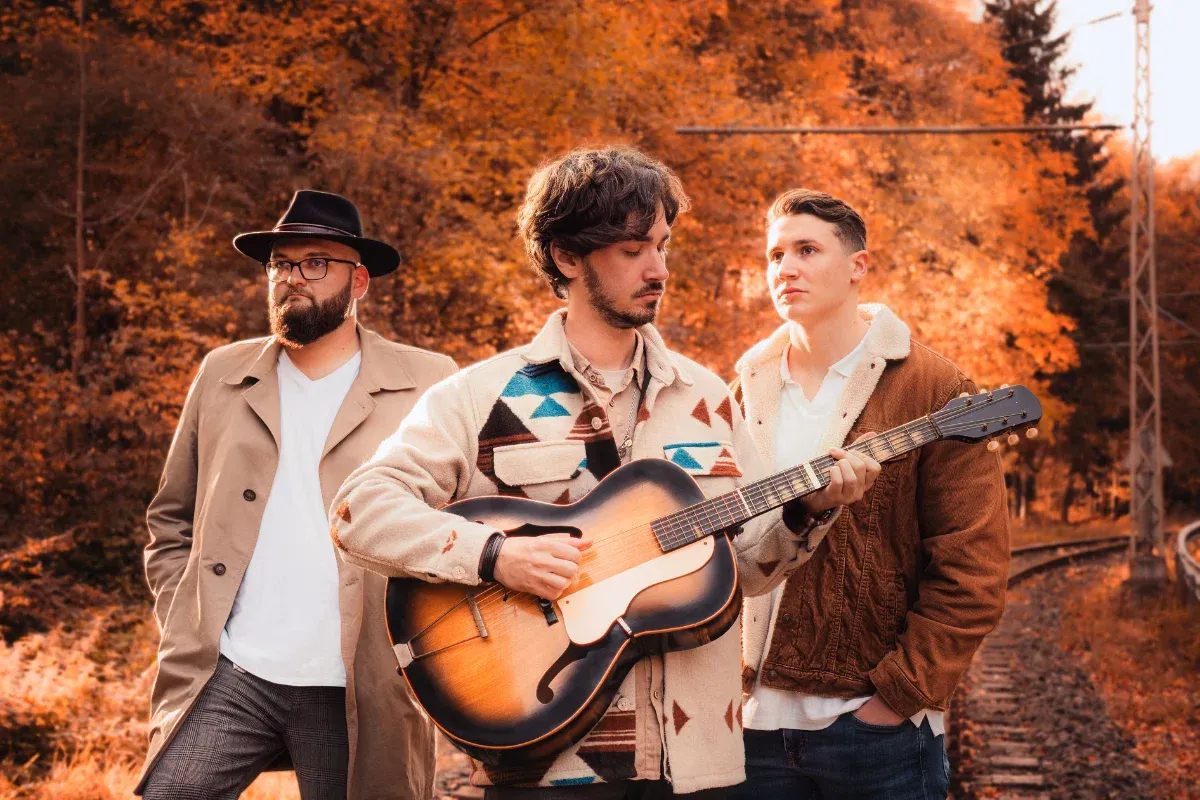Foto der Band „cradle collectiv“
